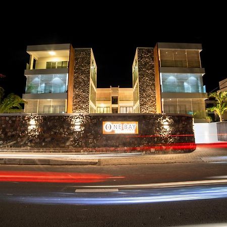 One Bay Residence Unit 15 - Penthouse With Private Roof Top, Jacuzzi And Sea View Grand-Baie Kültér fotó