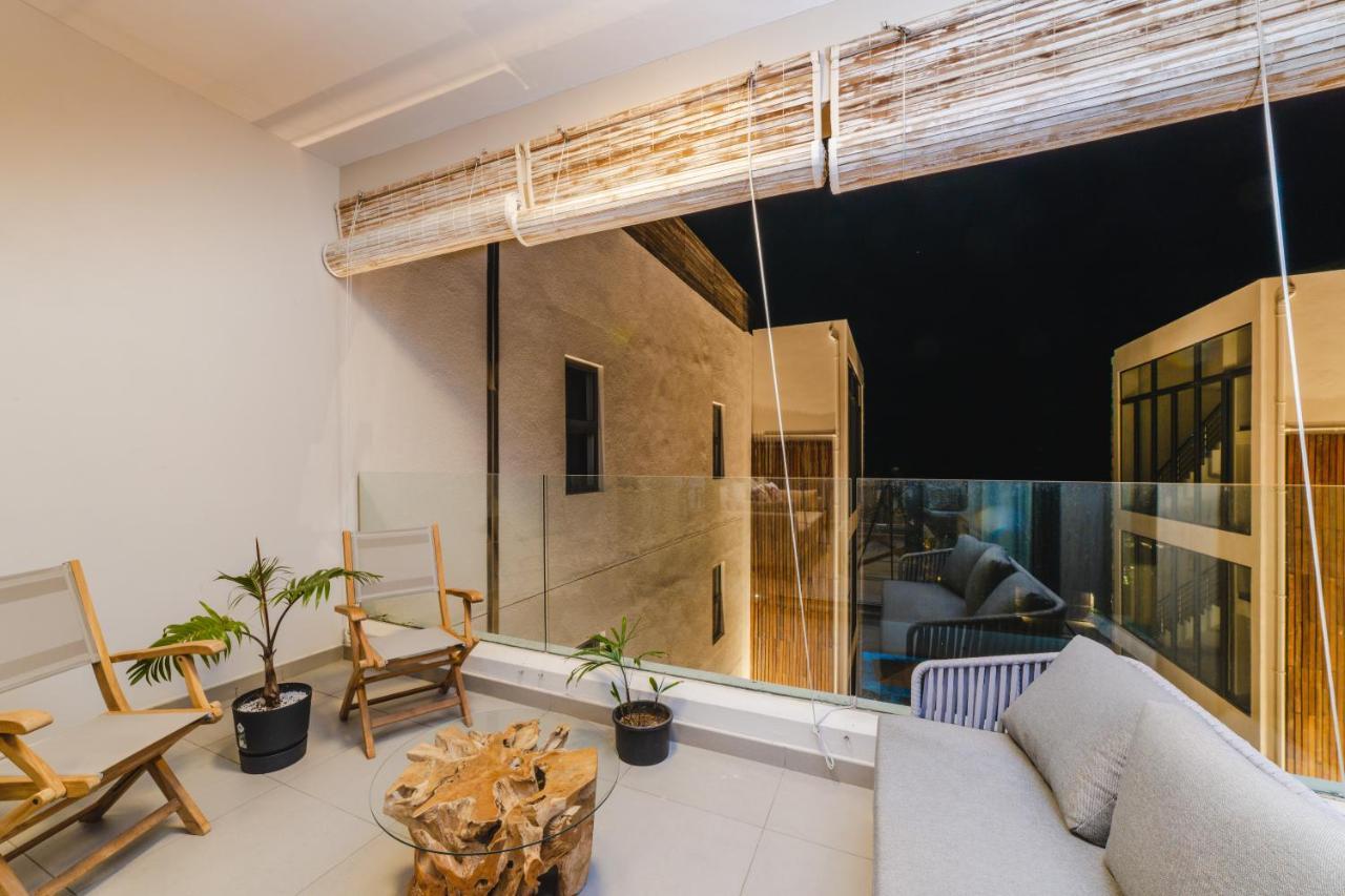 One Bay Residence Unit 15 - Penthouse With Private Roof Top, Jacuzzi And Sea View Grand-Baie Kültér fotó