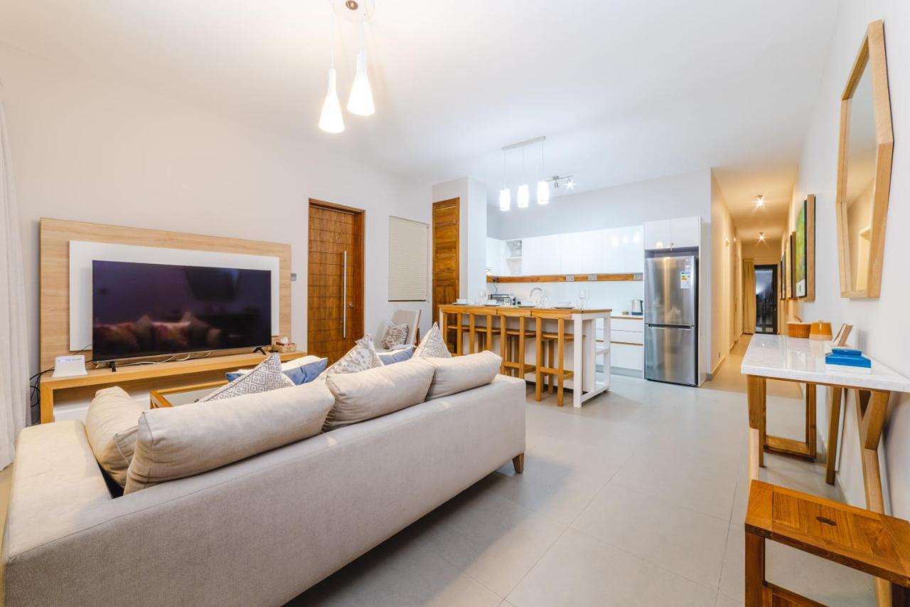 One Bay Residence Unit 15 - Penthouse With Private Roof Top, Jacuzzi And Sea View Grand-Baie Kültér fotó