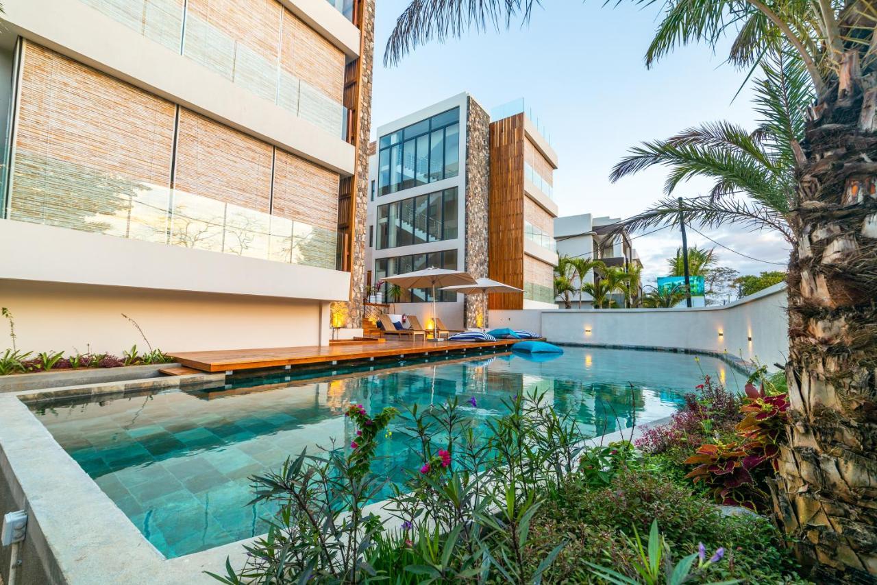 One Bay Residence Unit 15 - Penthouse With Private Roof Top, Jacuzzi And Sea View Grand-Baie Kültér fotó
